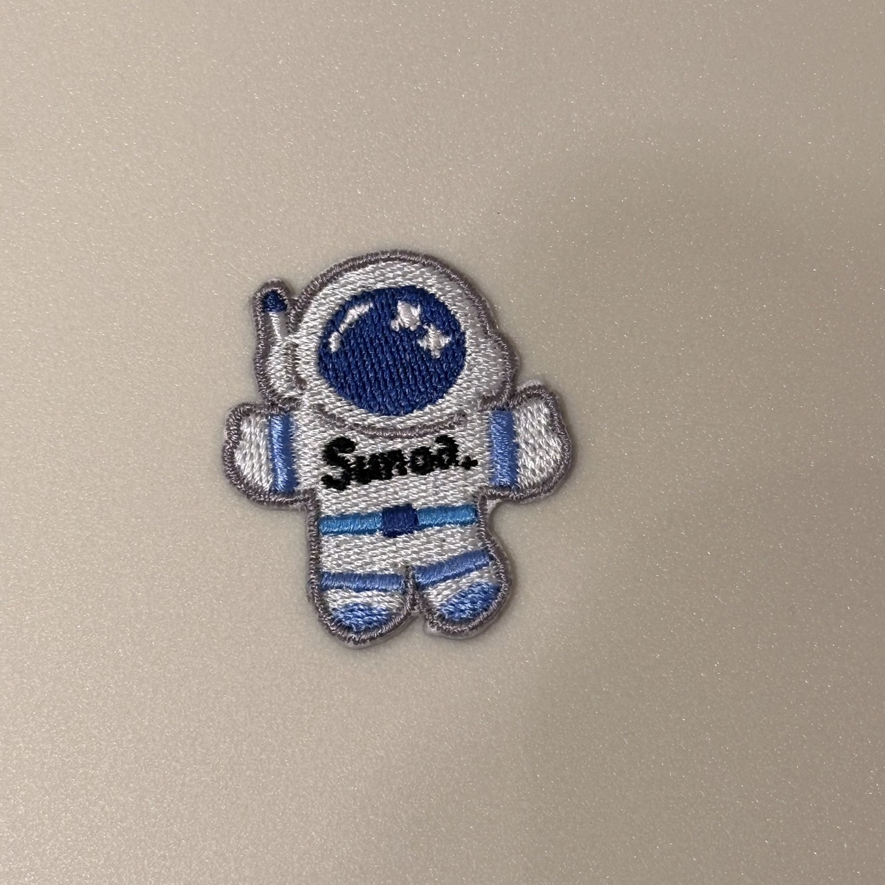 【Sunoa】 astronaut